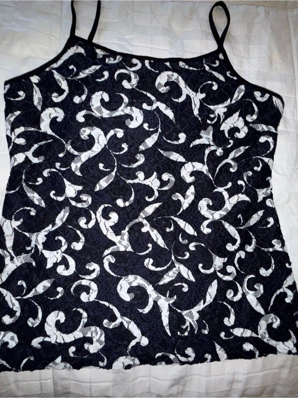 Anne Fontaine Bold Navy & White Lace Pattern Tank and Blouse Set - Picture 12 of 16